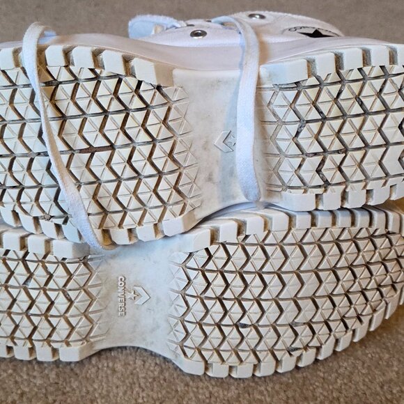 All White Converse Platform size 8 *Spring Clearance* - Picture 6 of 6